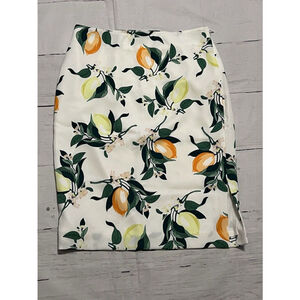 Ann Taylor Women's White Lemon Print Skirt Size 4 EUC